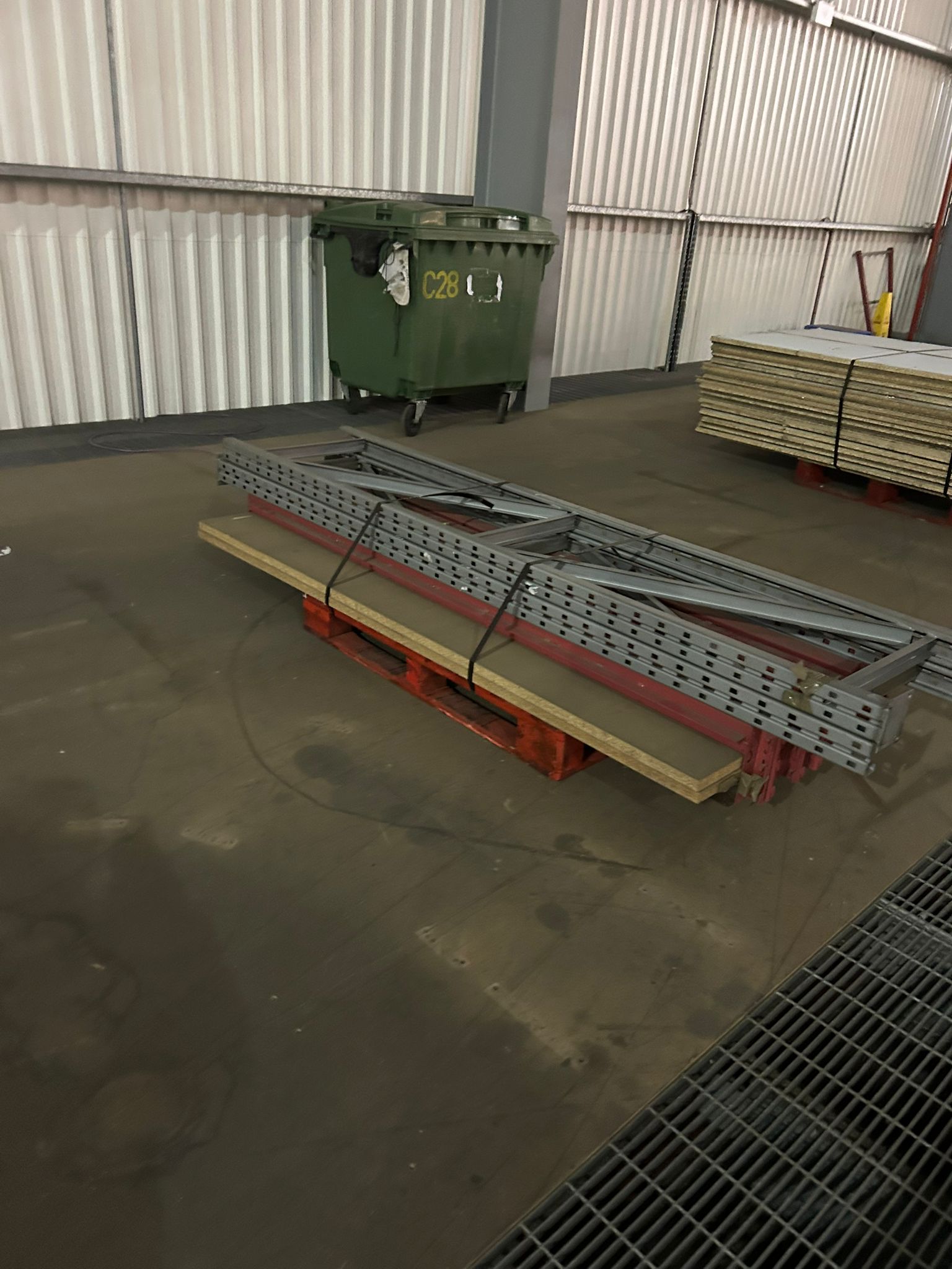 Used Heavy Duty Shelving - 2700x2500x600mm - 3 Levels