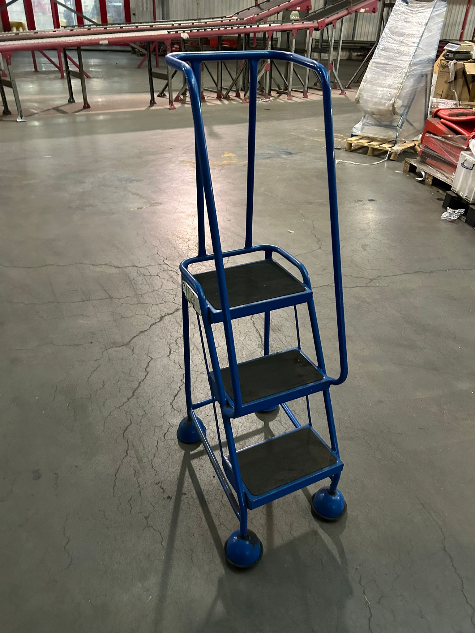 Used Mobile Safety Warehouse Steps - 3 Treads