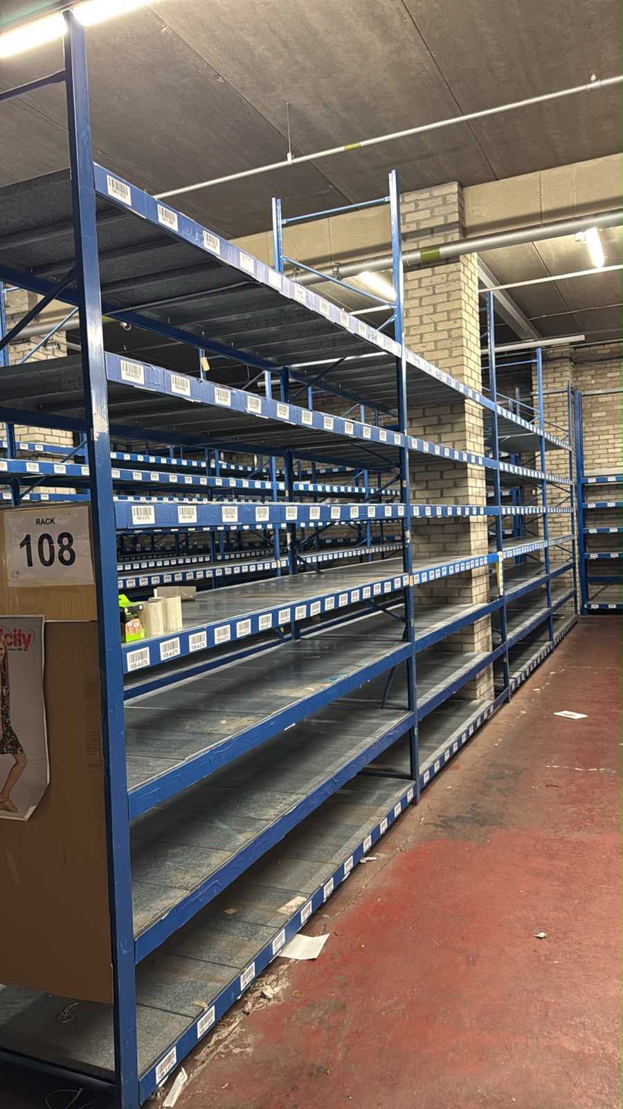 Used Longspan Shelving - 4 Joined Bays - 2.7m High - 2.7m Beams - 7 levels - Metal Drop in Panels