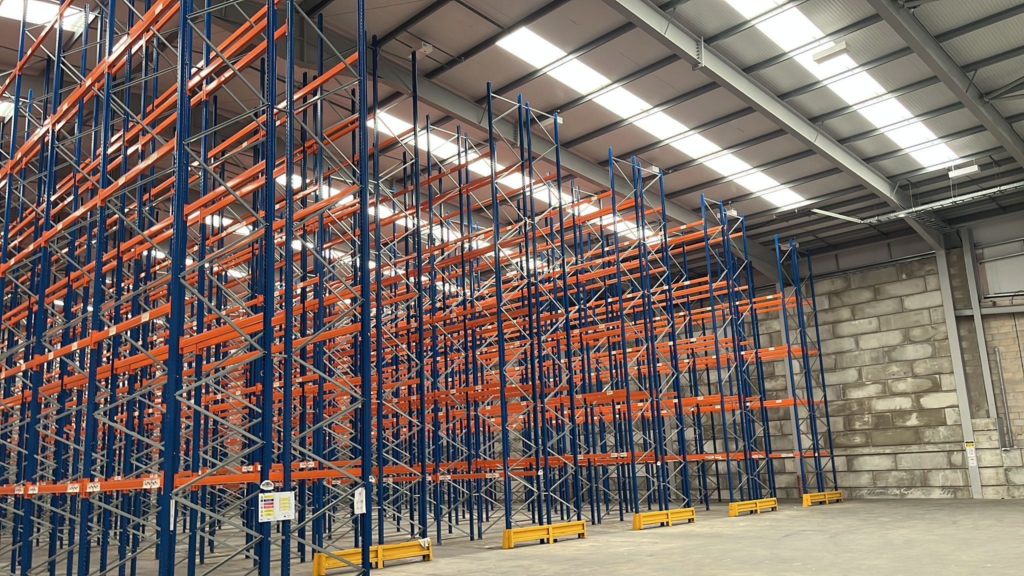 Used Stow Pallet Racking - 5.8m High - 1100mm Deep - 16 Joined Bays