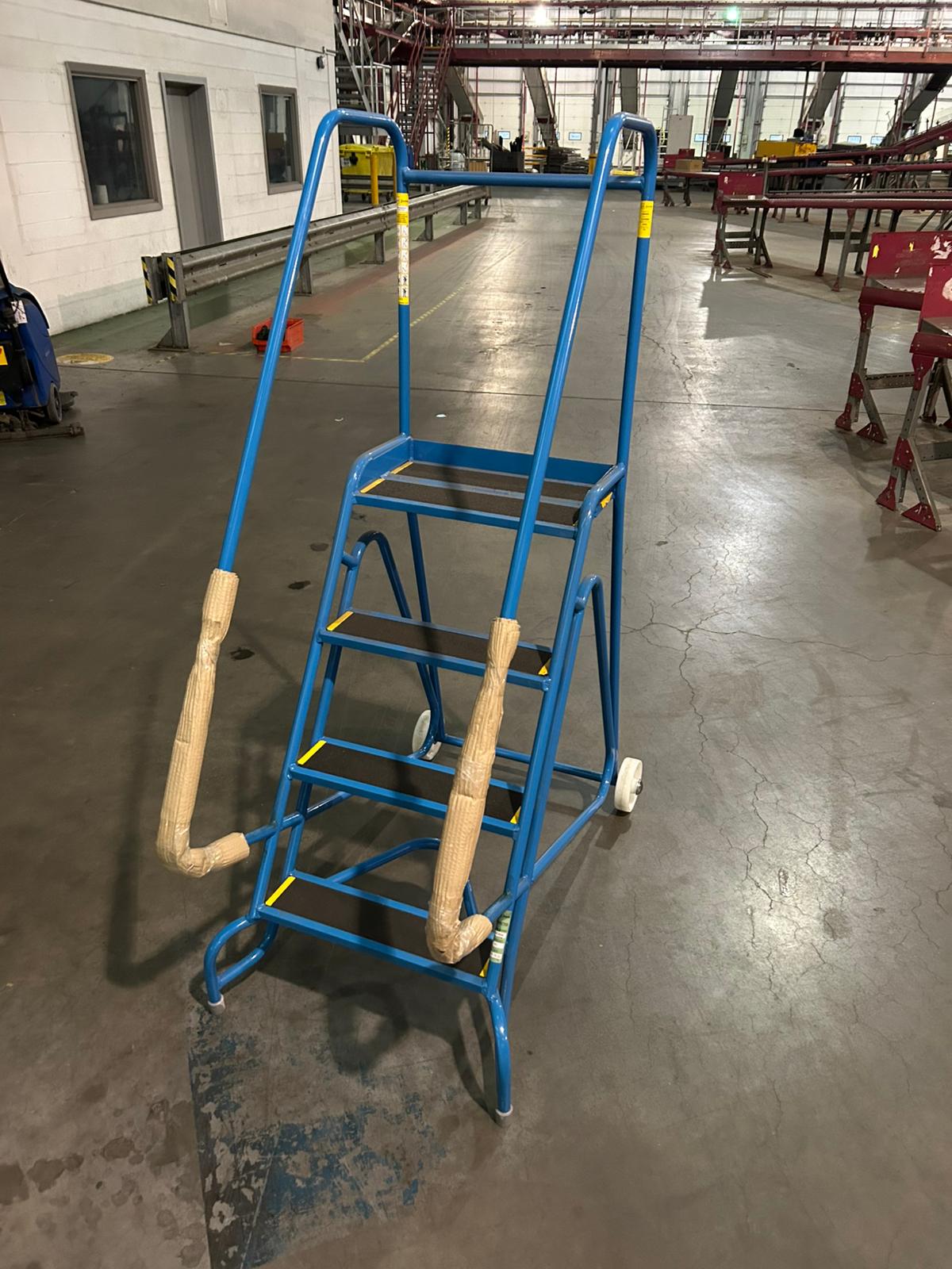  - Clearance - Cracking Racking