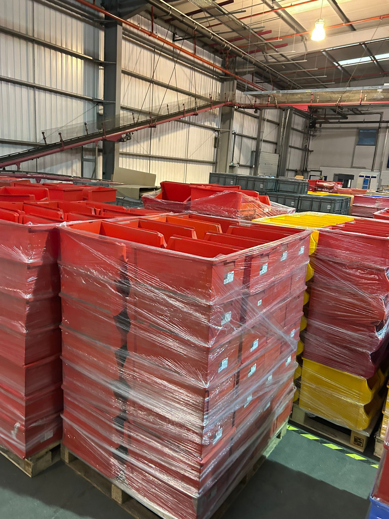 56 x Stackable Storage Boxes - 200x310x500mm