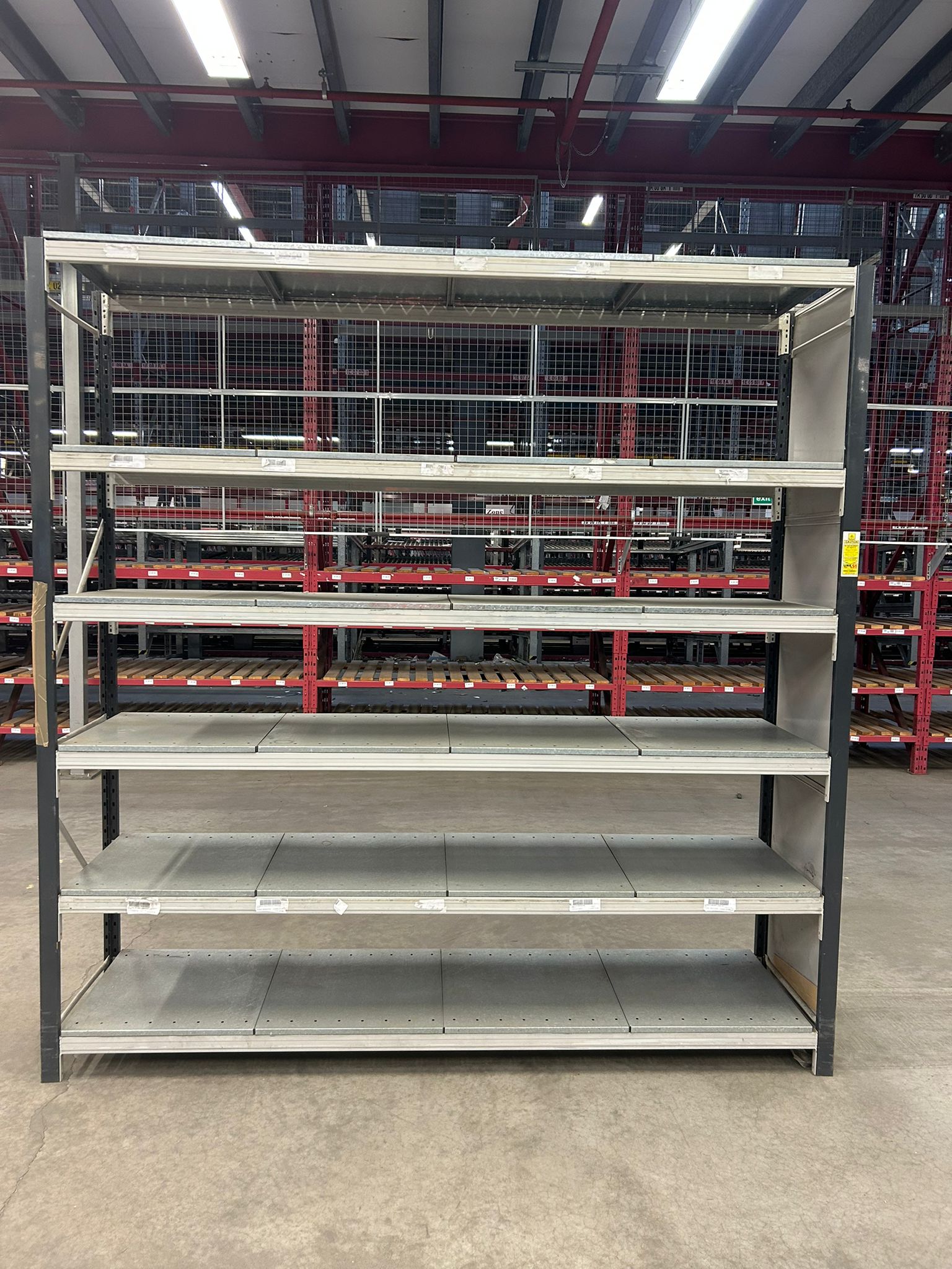 Used Shelving - 2550x2510x600mm - 6 Levels - Metal Panels