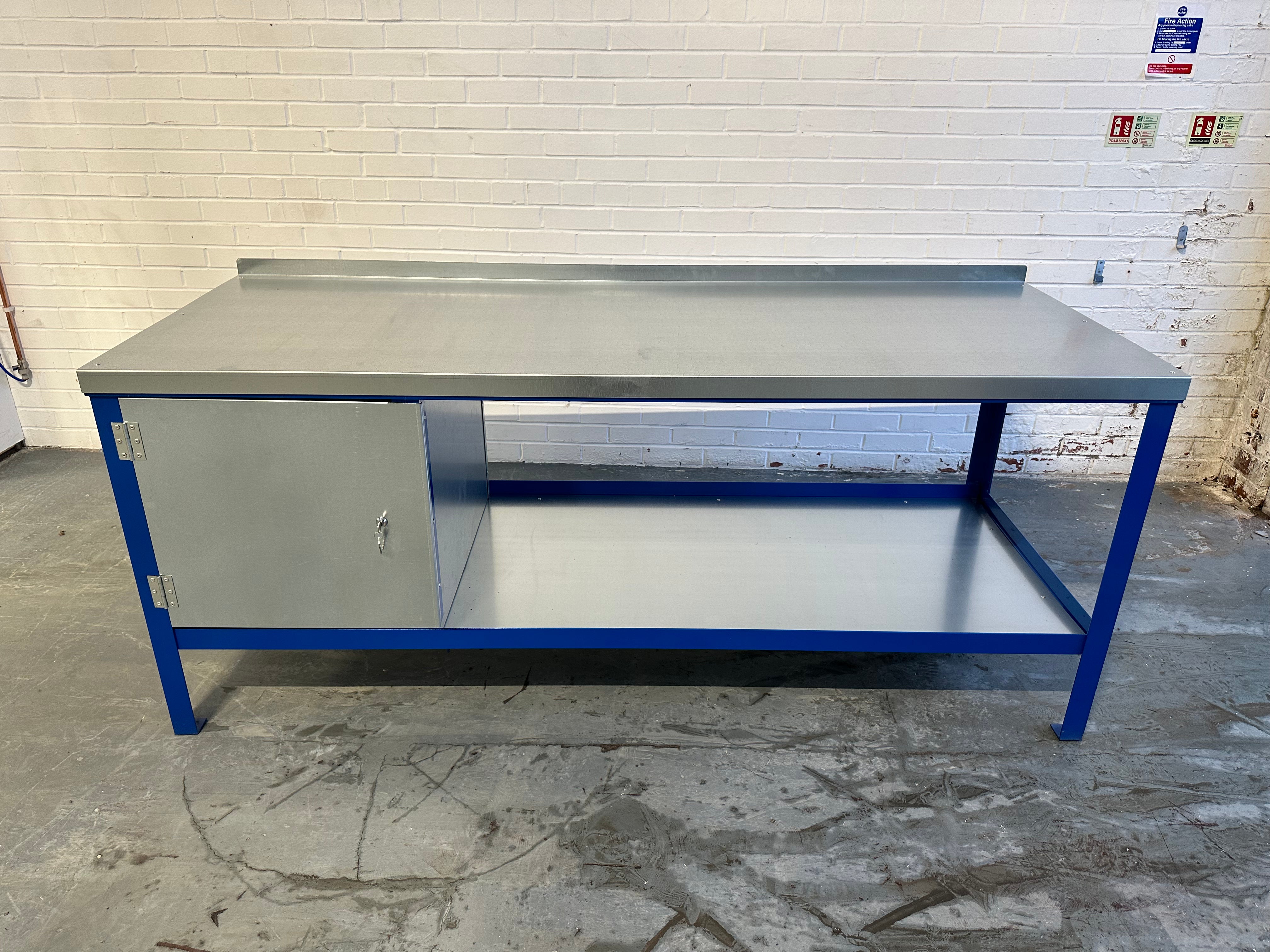 Heavy Duty Work Bench with Storage - 890h x 2000w x 755d - Work Bench - Cracking Racking