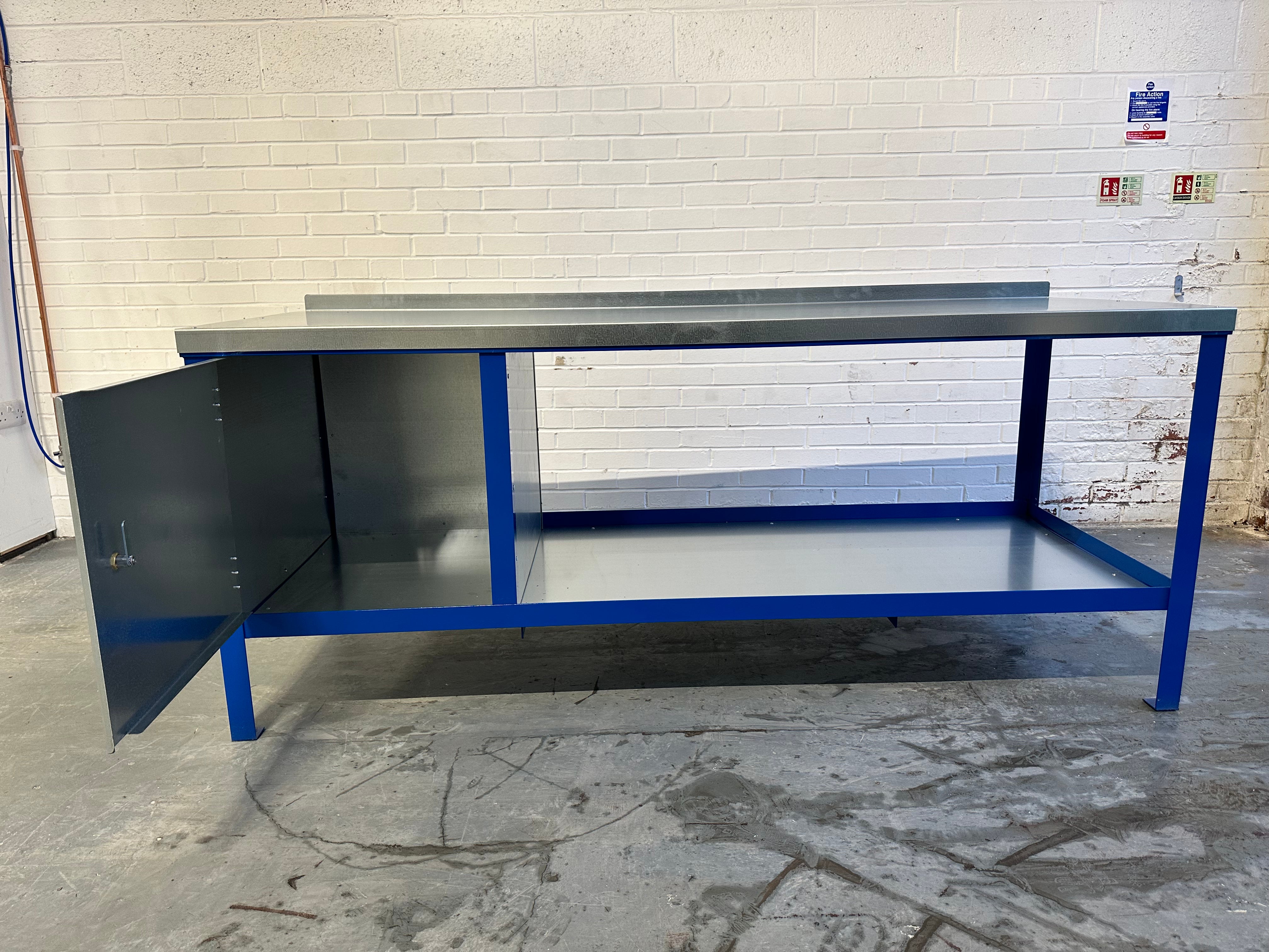 Heavy Duty Work Bench with Storage - 890h x 2000w x 755d - Work Bench - Cracking Racking